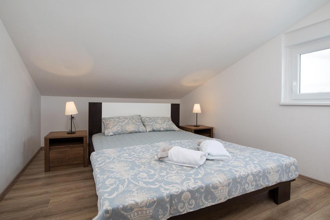Apartments Jakoplic Medulin Exterior photo